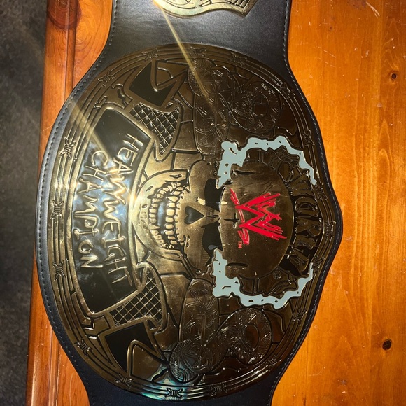 Stone cold smoking skull belt - Picture 5 of 9